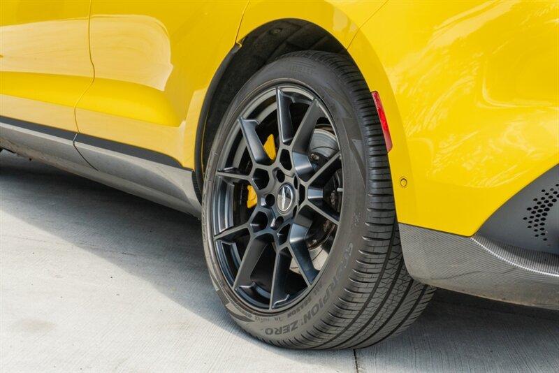 2021 Aston Martin DBX AM8 photo 44