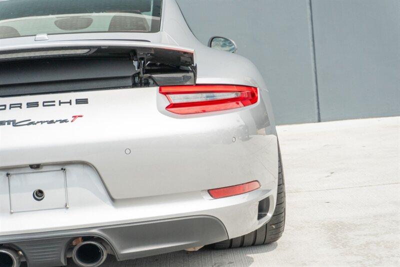 2017 Porsche 911 photo 34