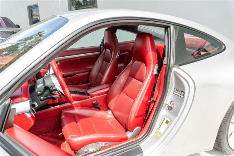 2017 Porsche 911 photo 40