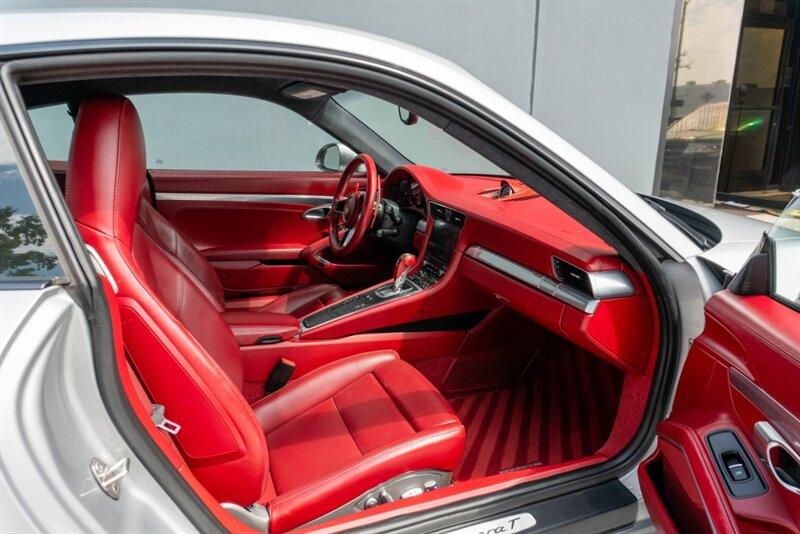 2017 Porsche 911 photo 45