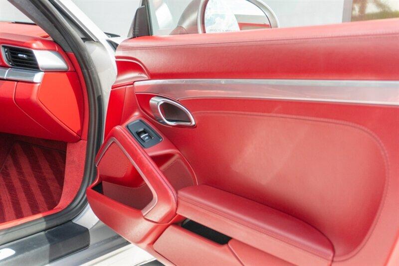 2017 Porsche 911 photo 47