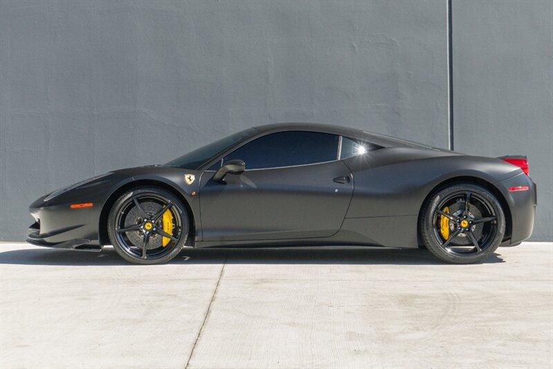 2012 Ferrari 458 Italia photo 4