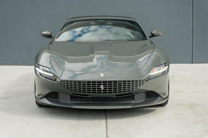 2024 Ferrari Roma Spider photo 2